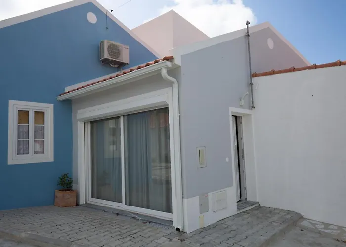 Casa Dos Gatos * Lourinhã